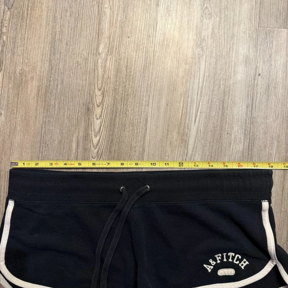 Abercrombie & Fitch Womens Large Y2K Sweat Shorts Navy
